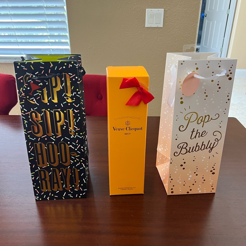Champagne gifting bags/box